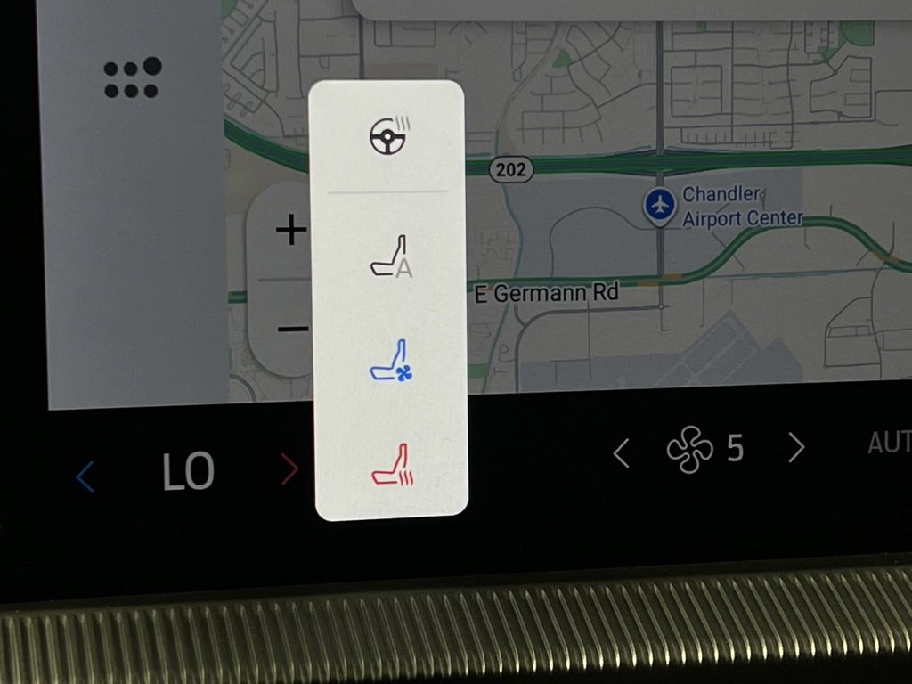 Used 2025 Ford Explorer Platinum w/ LUX Leather Package image 22