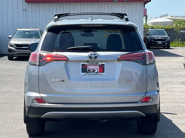 Used 2017 Toyota RAV4 XLE AWD/4WD image 11