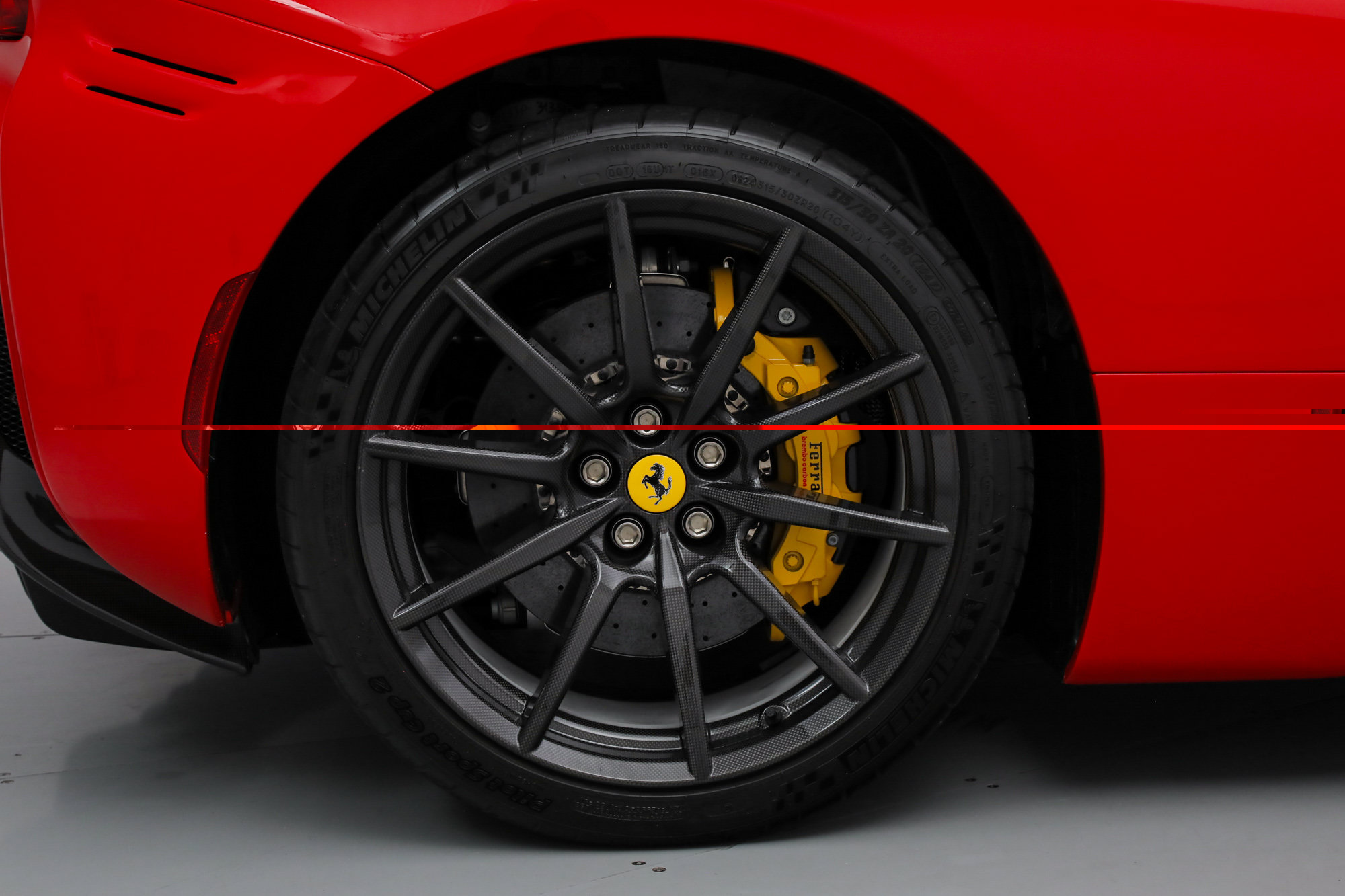 Certified 2025 Ferrari SF90 Spider AWD/4WD image 40