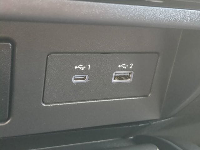Used 2023 Nissan Titan SV w/ SV Convenience Package RWD image 19