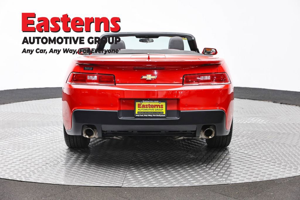 Used 2015 Chevrolet Camaro LT RWD image 6