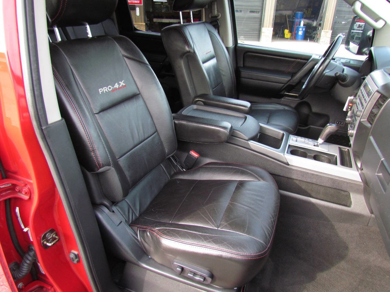 Used 2012 Nissan Titan PRO-4X w/ Pro-4x Luxury Pkg image 18