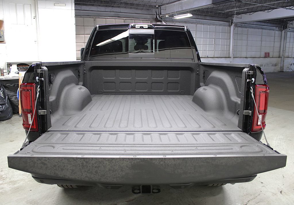 New 2026 RAM 2500 Big Horn AWD/4WD image 40