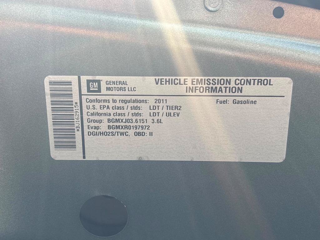 Used 2011 GMC Acadia SL w/ Preferred Package AWD/4WD image 42