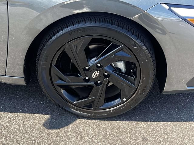 Certified 2026 Hyundai Elantra Sport w/ Cargo Package FWD image 7