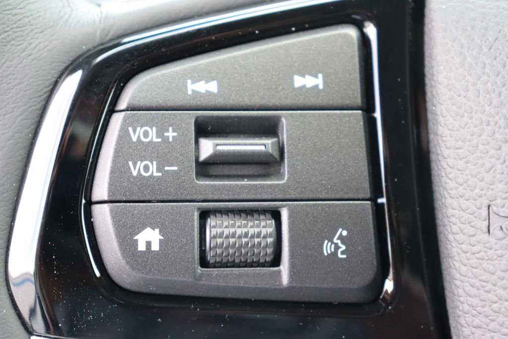 Certified 2026 Honda Odyssey Elite image 33