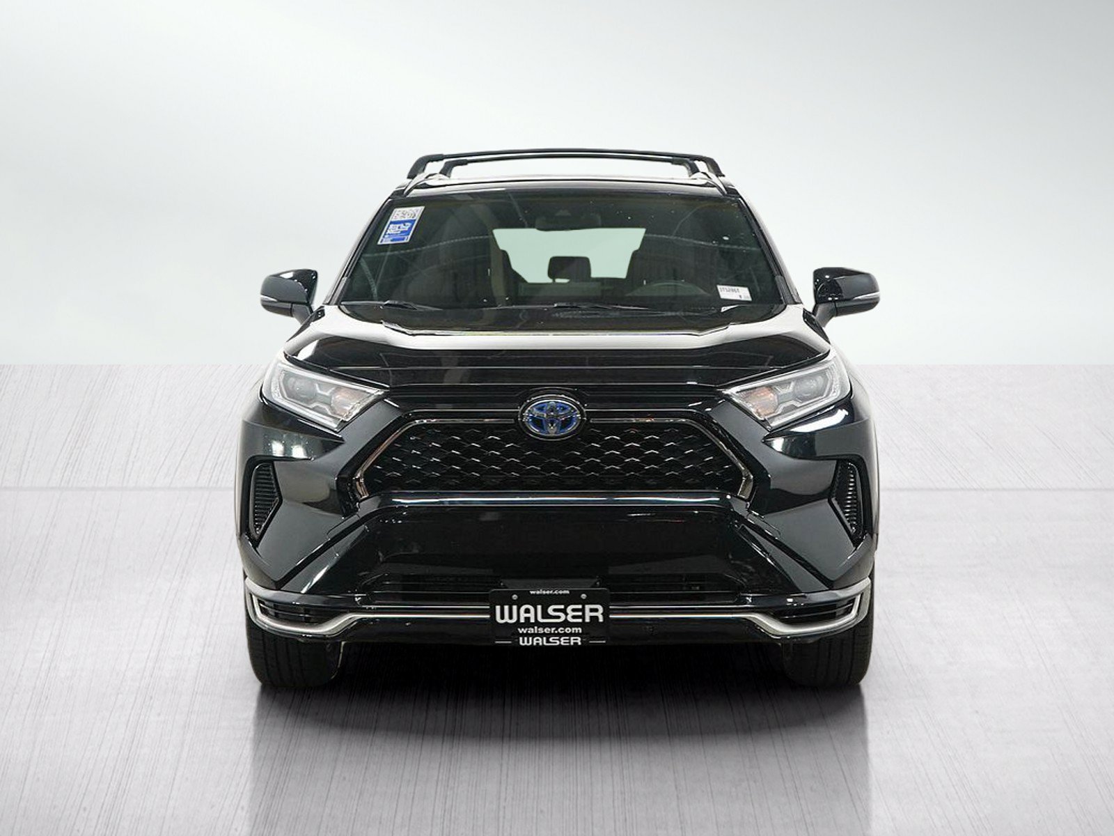 Used 2021 Toyota RAV4 SE w/ Weather & Moonroof Package AWD/4WD image 8