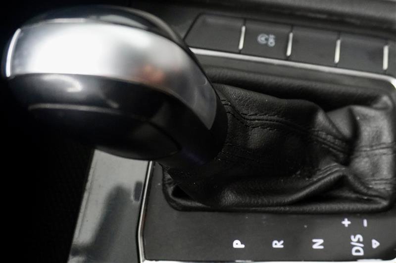 Used 2019 Volkswagen Tiguan S w/ Driver Assistance Package AWD/4WD image 26