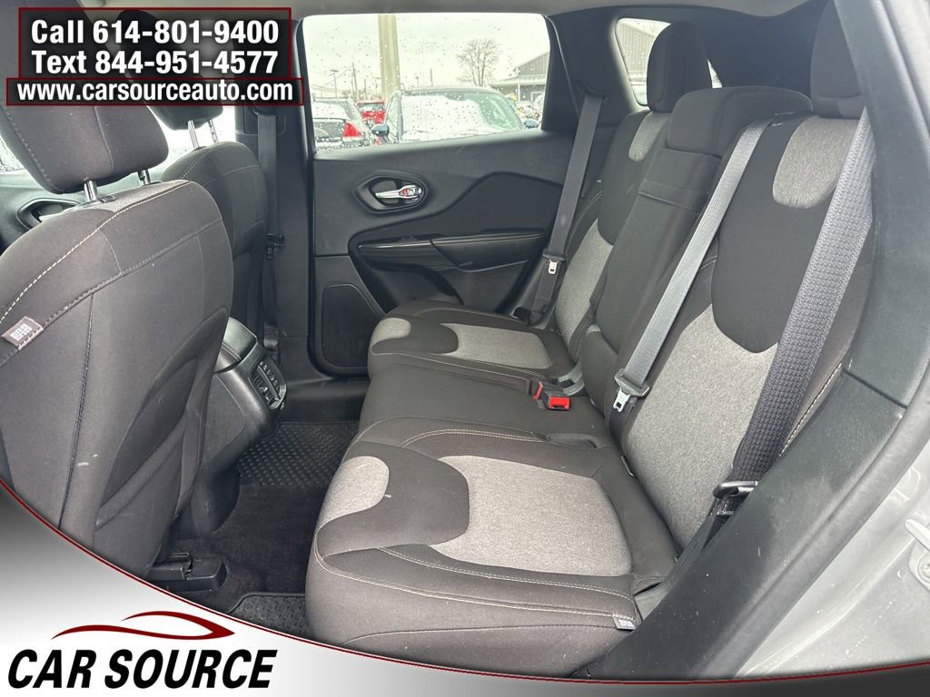 Used 2016 Jeep Cherokee Sport w/ Cold Weather Group image 26