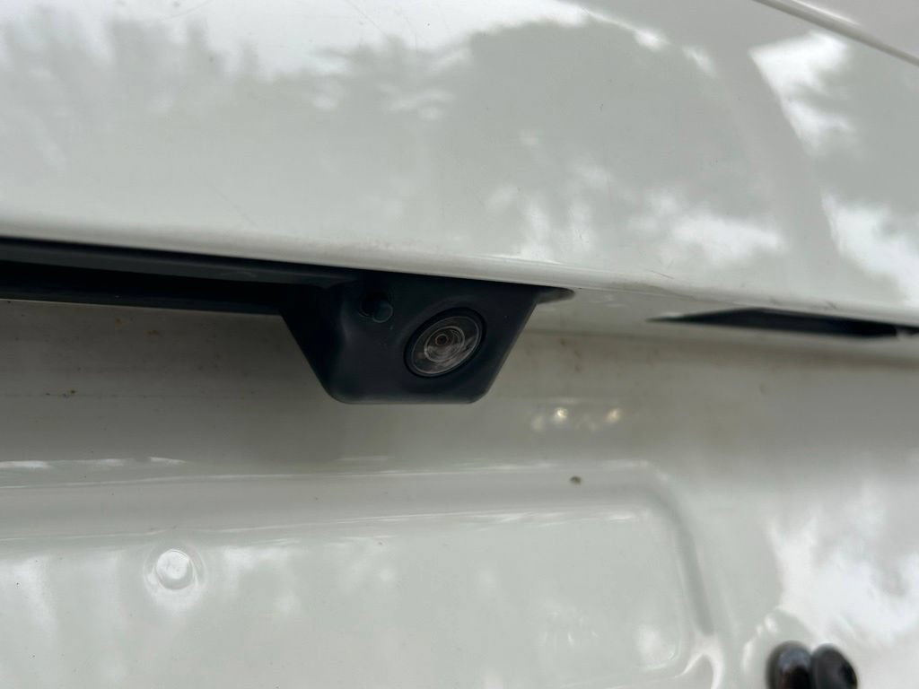 Used 2019 Porsche Cayenne AWD/4WD image 17