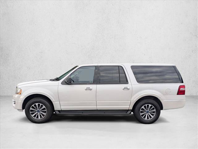 Used 2017 Ford Expedition EL XLT w/ Equipment Group 202A RWD image 9
