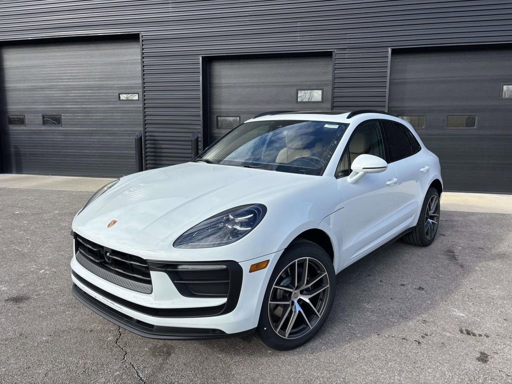 New 2026 Porsche Macan image 1