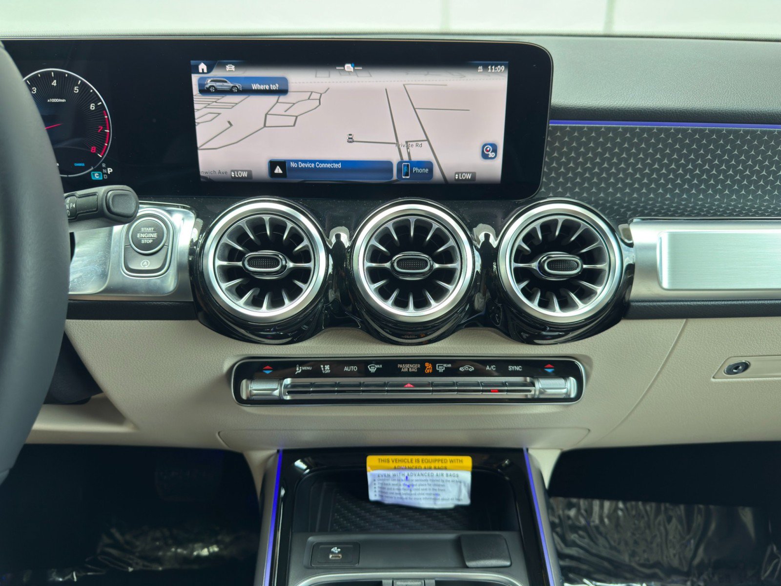 Used 2025 Mercedes-Benz GLB 250 image 22
