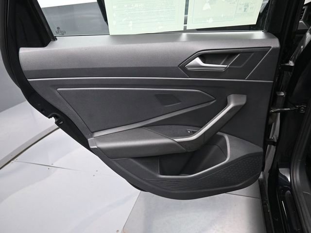 Used 2021 Volkswagen Jetta SE image 29