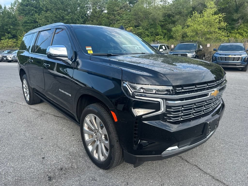 Used 2023 Chevrolet Suburban Premier AWD/4WD image 3