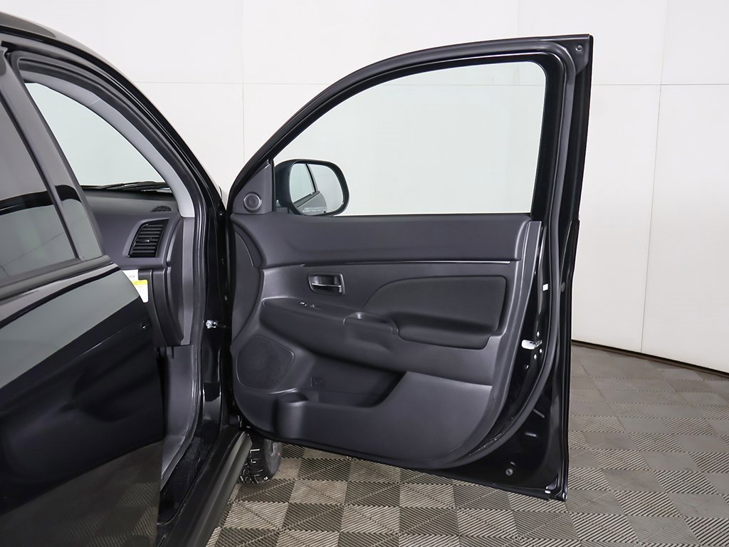 New 2026 Mitsubishi Outlander Sport LE image 17