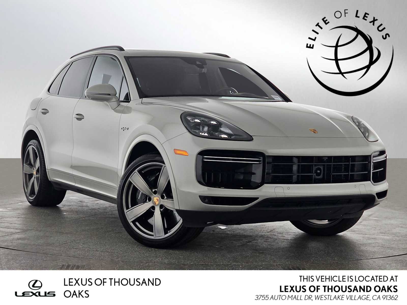 Used 2022 Porsche Cayenne Turbo S w/ Assistance Package image 1