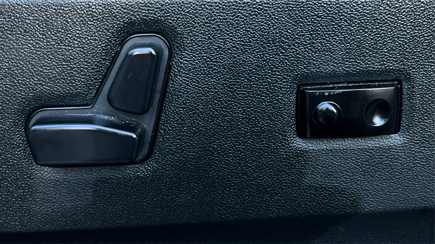 Used 2019 Dodge Grand Caravan SE w/ UConnect Hands-Free Group FWD image 37