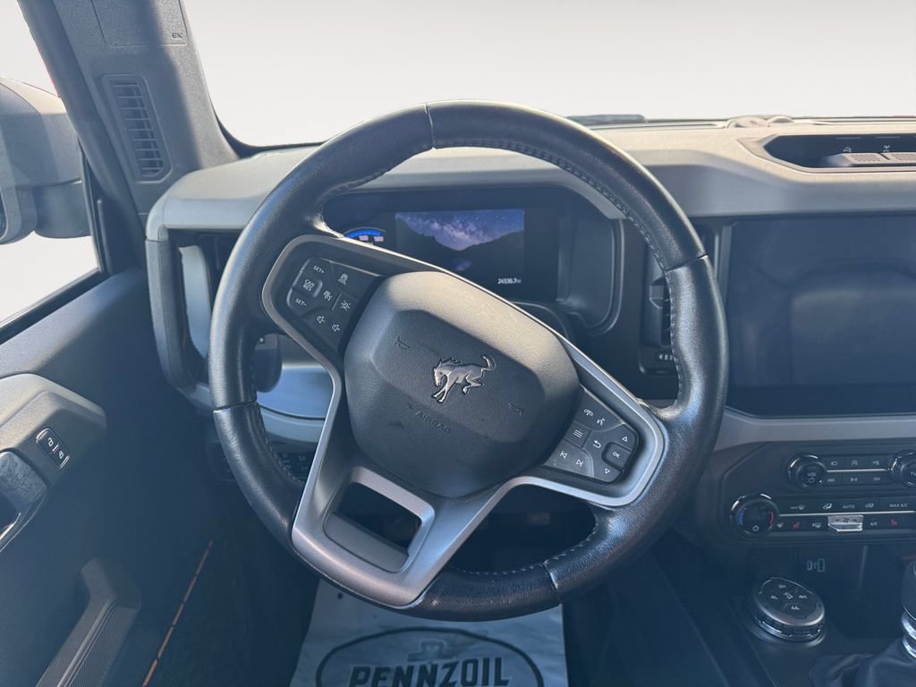 Used 2023 Ford Bronco Badlands AWD/4WD image 12