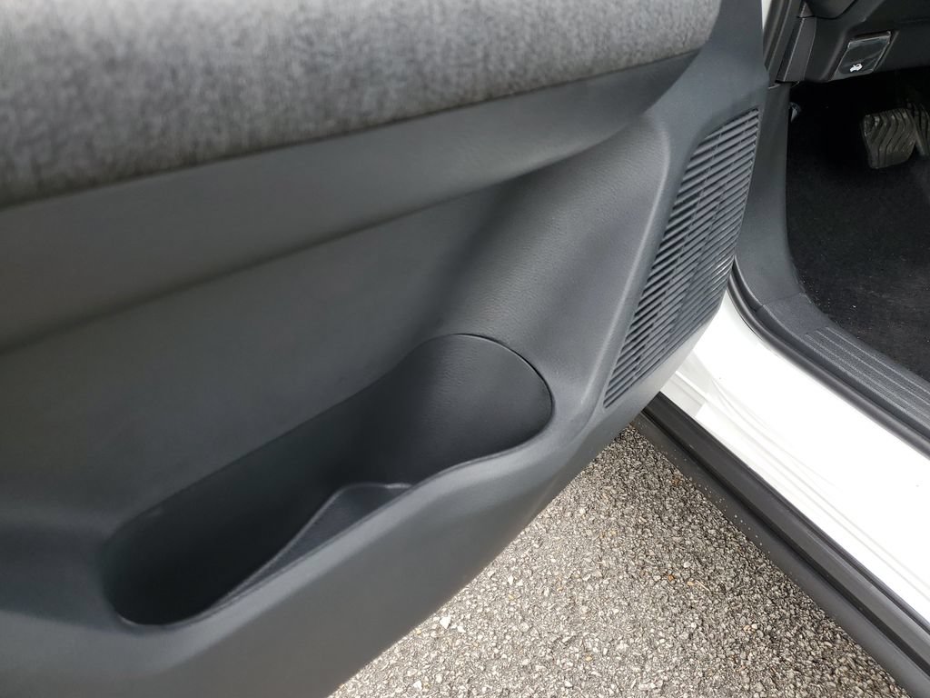 New 2026 Nissan Kicks SV w/ Cold Weather Package FWD image 17