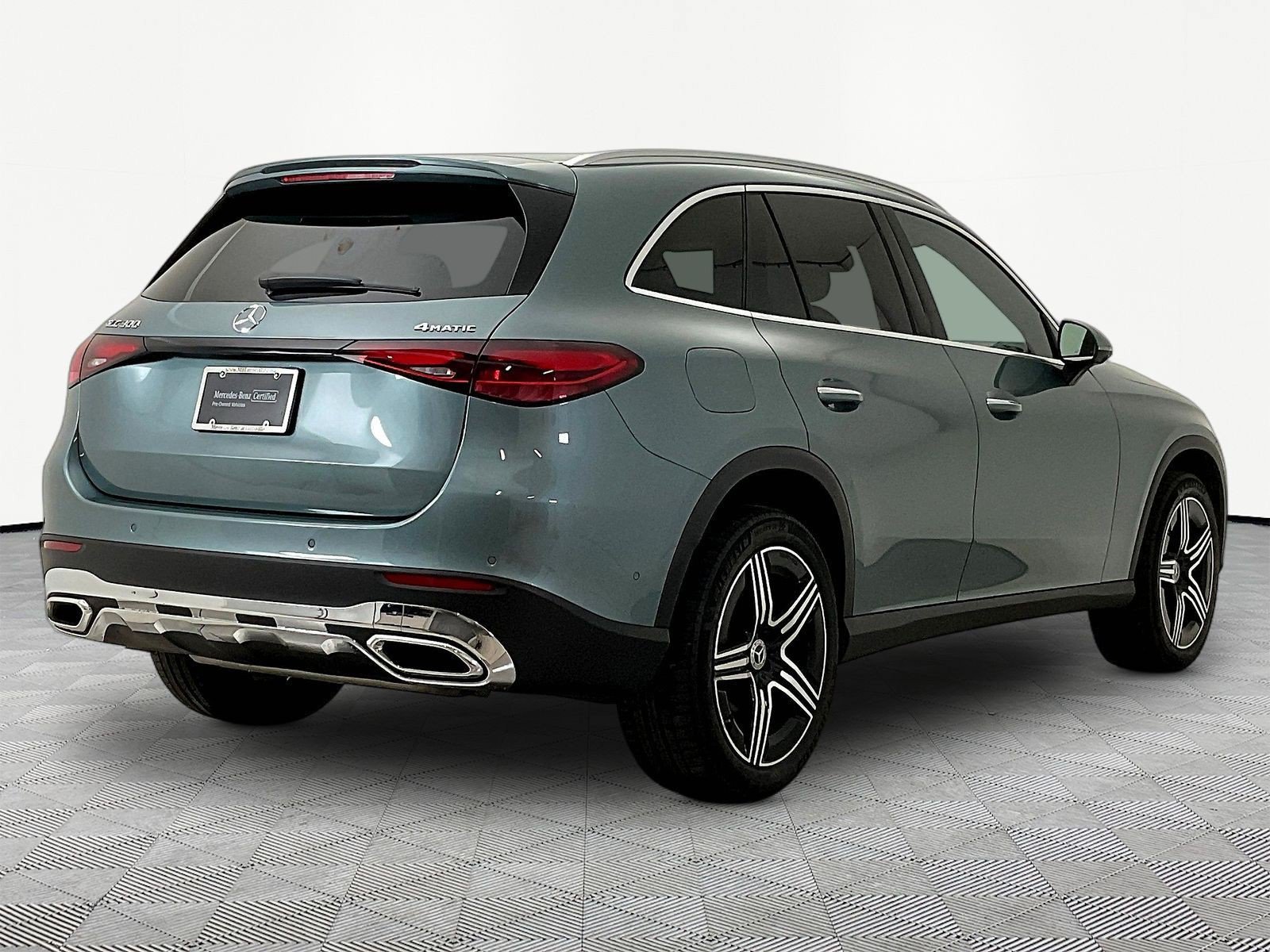 Used 2026 Mercedes-Benz GLC 300 4MATIC image 6