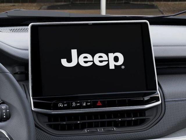 New 2026 Jeep Compass Latitude AWD/4WD image 18