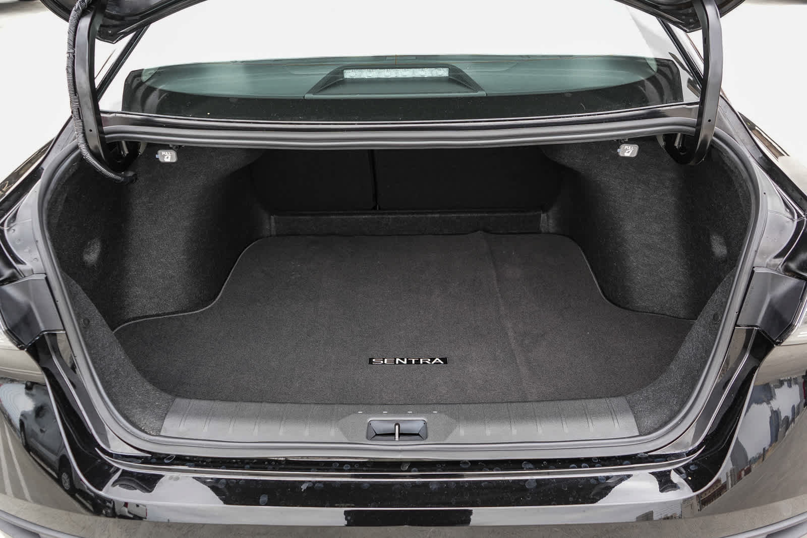 Used 2026 Nissan Sentra SV w/ Floor Mat Package FWD image 25