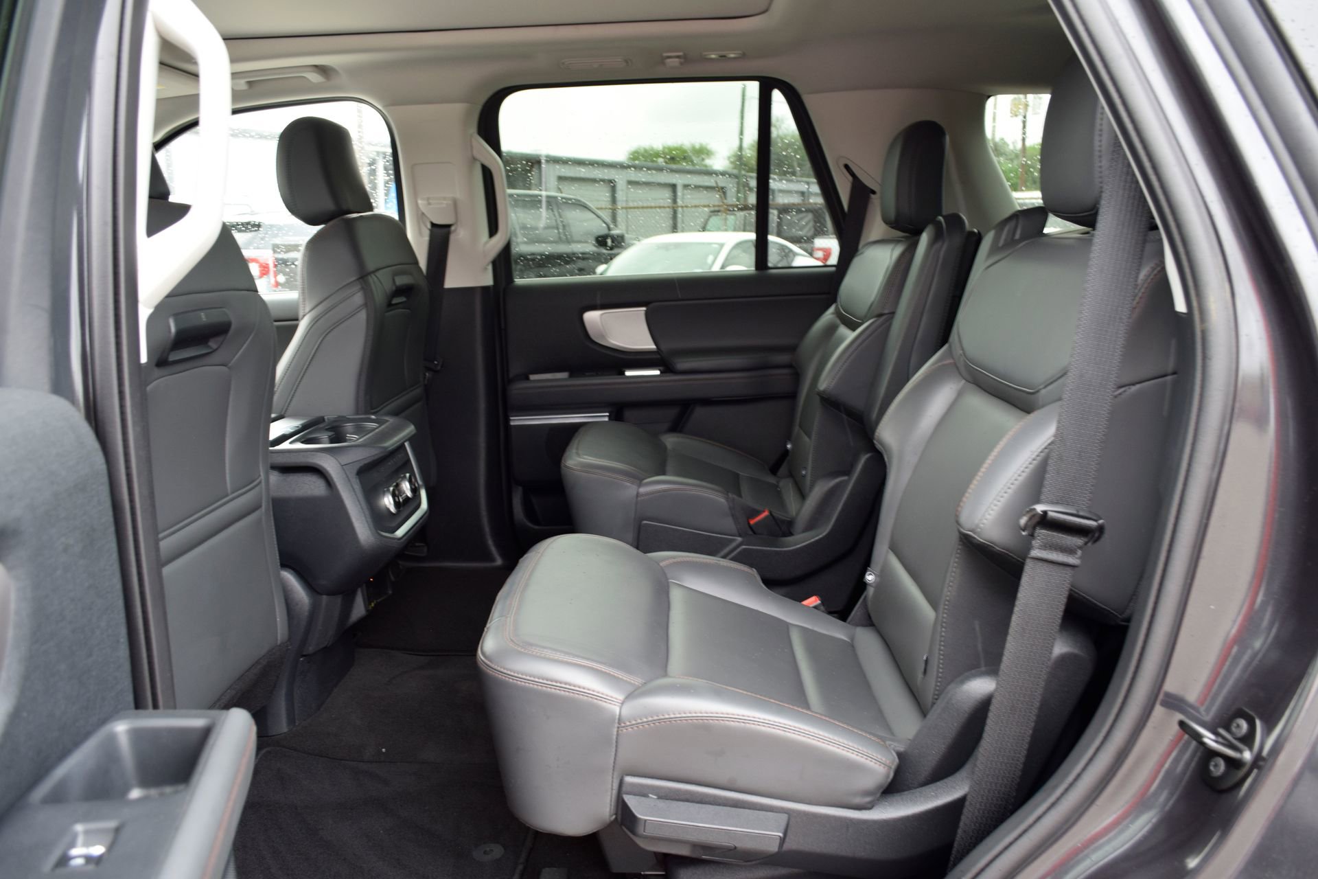 Certified 2025 Ford Expedition Active image 20
