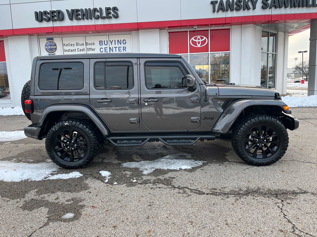 Used 2021 Jeep Wrangler Unlimited Sahara image 7