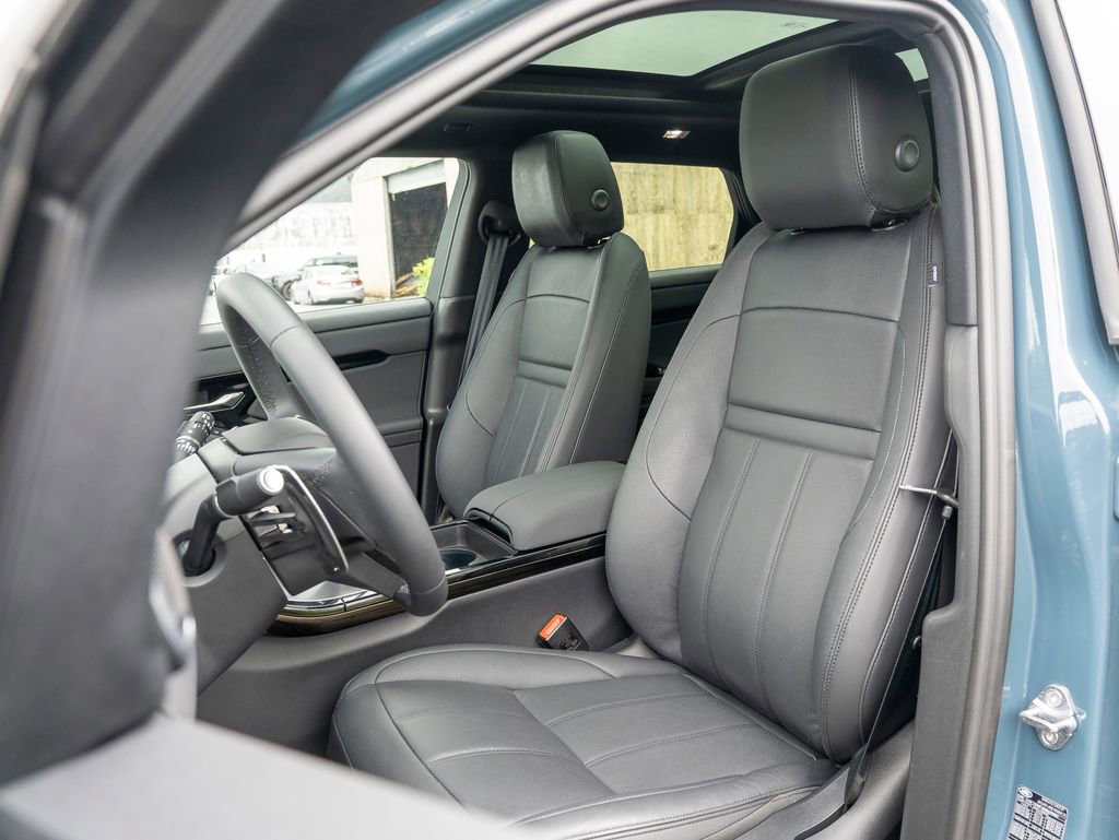 Certified 2026 Land Rover Range Rover Evoque S image 19