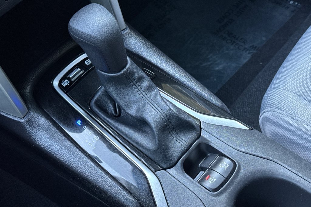 Certified 2025 Toyota Corolla Cross AWD Hybrid image 20