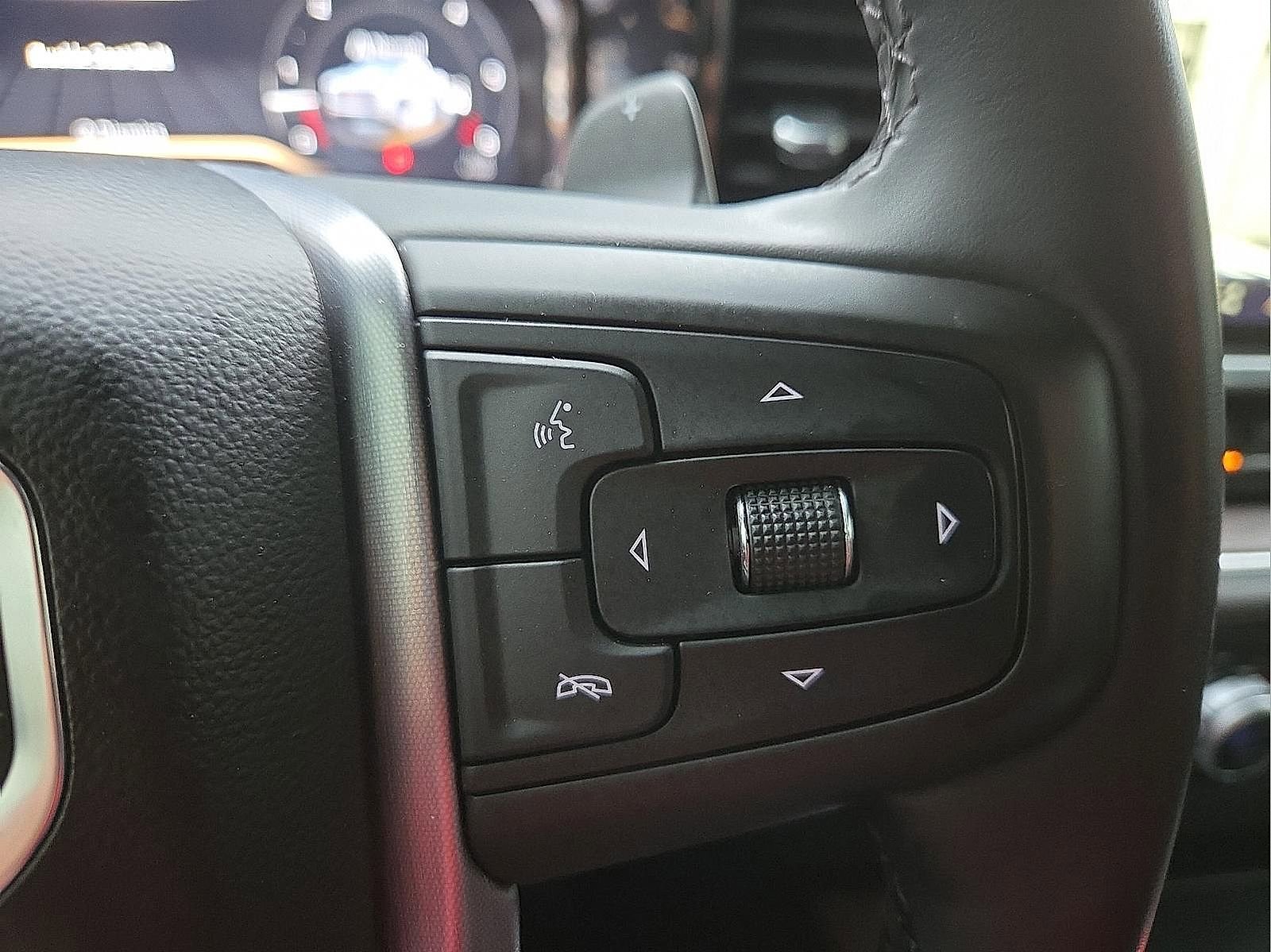 Used 2025 GMC Sierra 1500 SLT w/ SLT Premium Plus Package AWD/4WD image 18