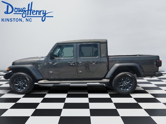 New 2026 Jeep Gladiator Sport AWD/4WD image 2