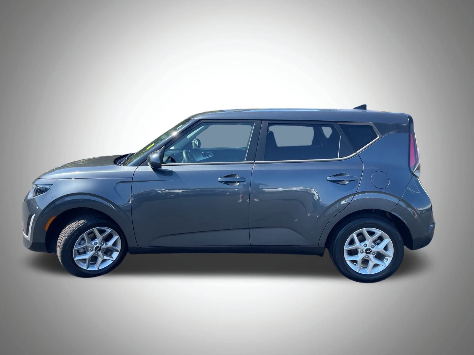Used 2024 Kia Soul LX w/ Option Group 015 image 8