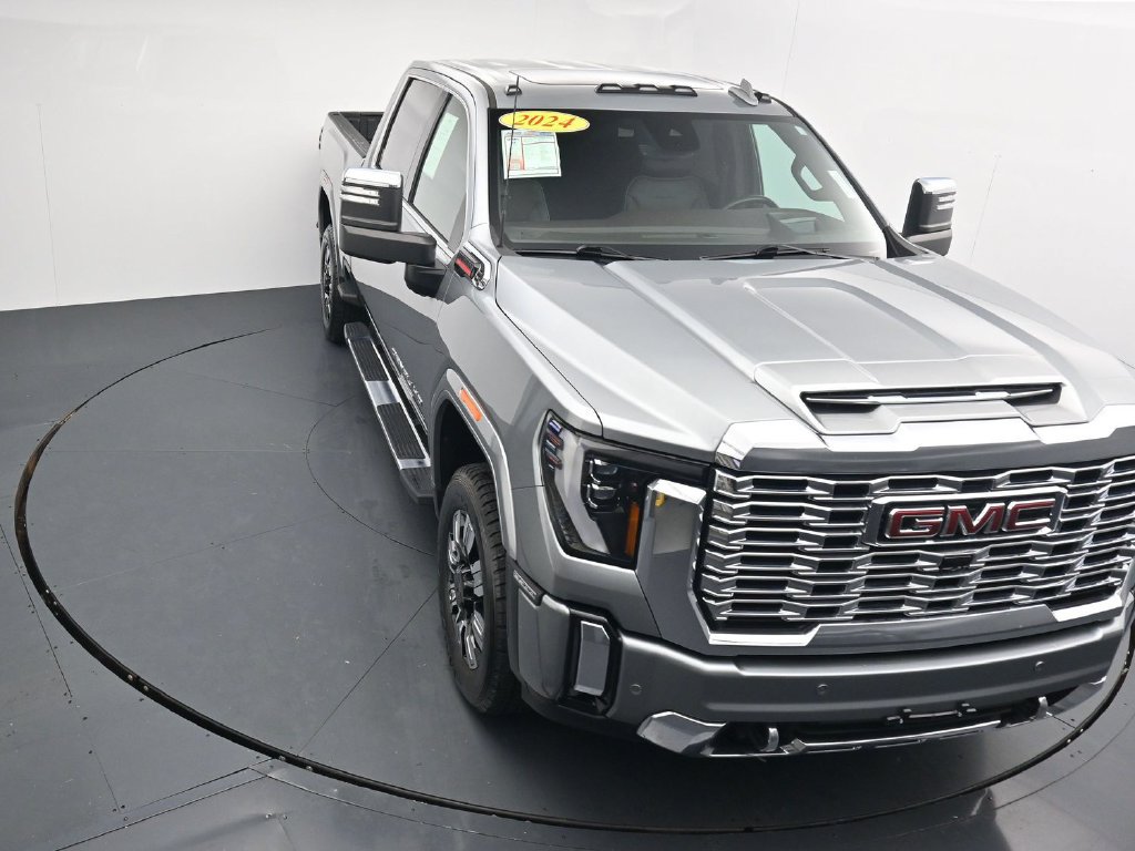Used 2024 GMC Sierra 2500 Denali w/ Denali Reserve Package AWD/4WD image 24