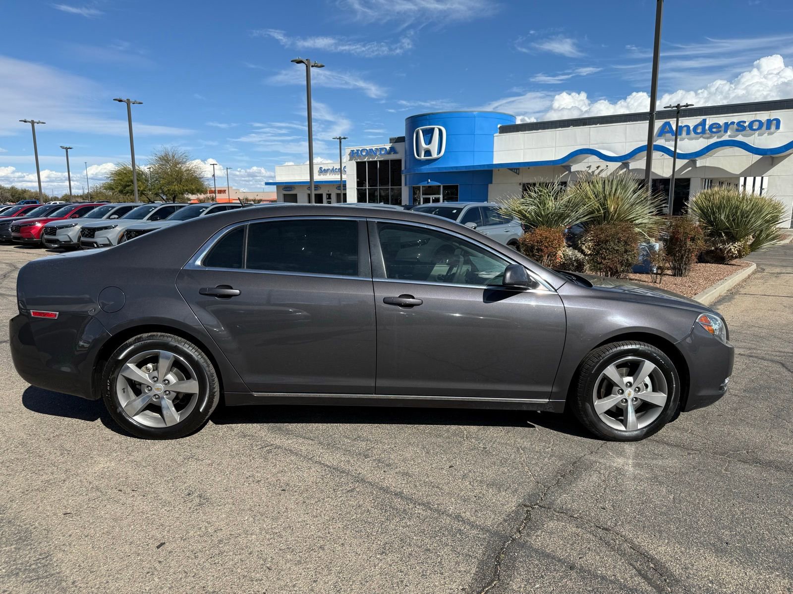 Used 2011 Chevrolet Malibu LT w/ Power Convenience Package image 4