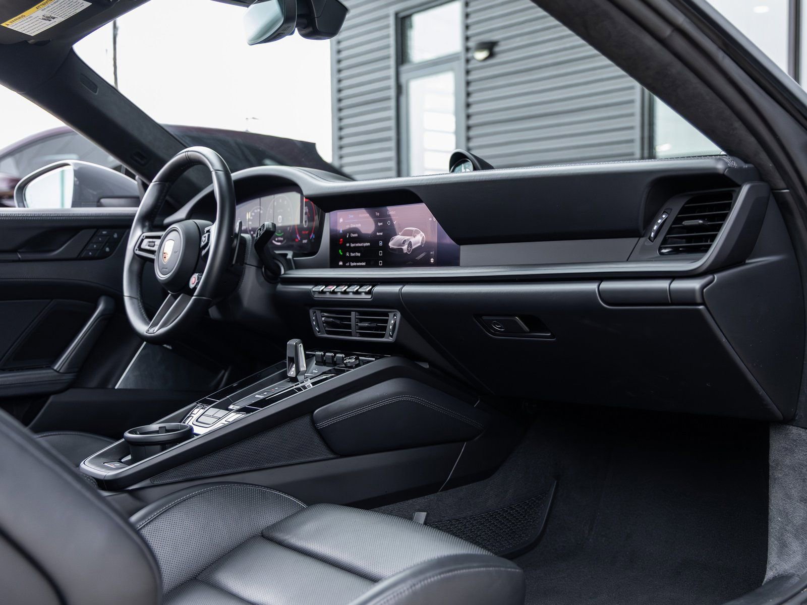 Used 2025 Porsche 911 Carrera GTS image 37