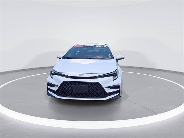 Certified 2023 Toyota Corolla SE w/ SE Premium Package FWD image 4