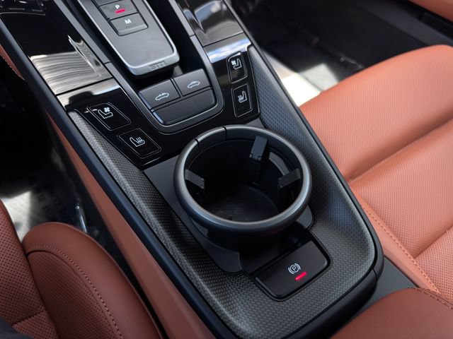 Certified 2026 Porsche 911 Targa 4 GTS AWD/4WD image 26