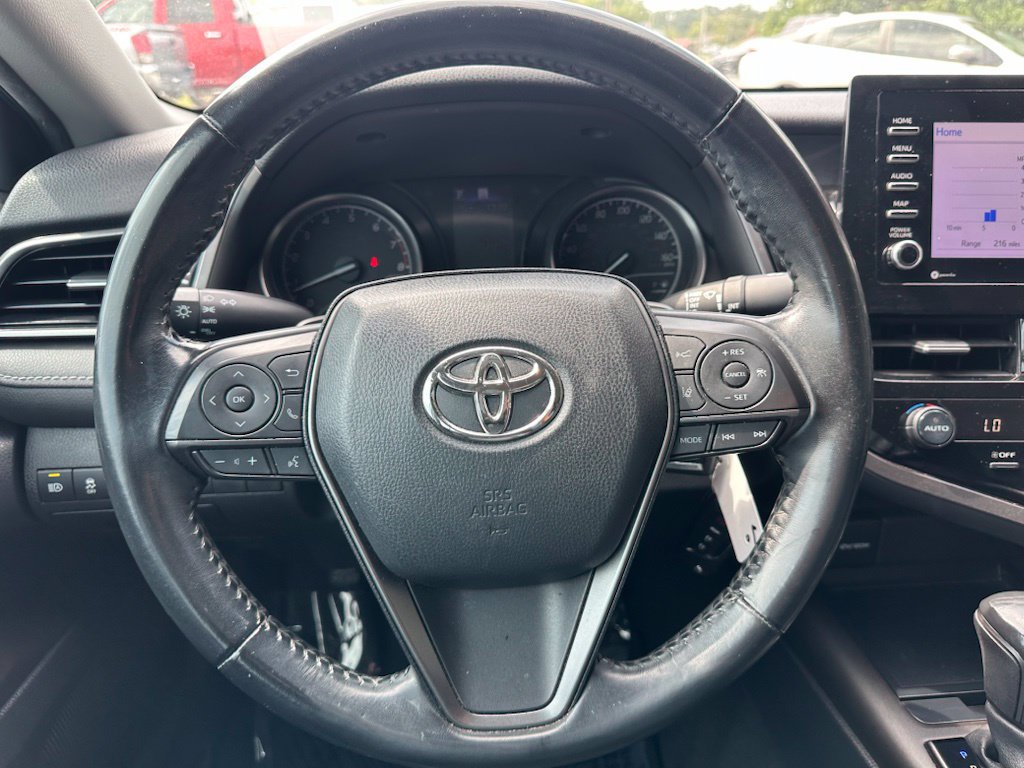 Used 2021 Toyota Camry SE FWD image 19