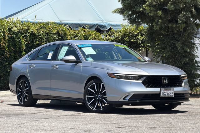 Certified 2023 Honda Accord Touring image 2