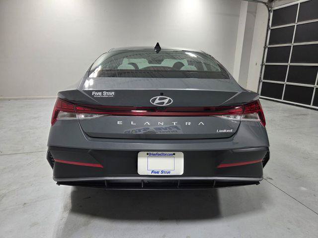New 2026 Hyundai Elantra Limited FWD image 10