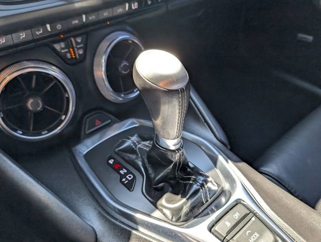 Used 2018 Chevrolet Camaro LT RWD image 25