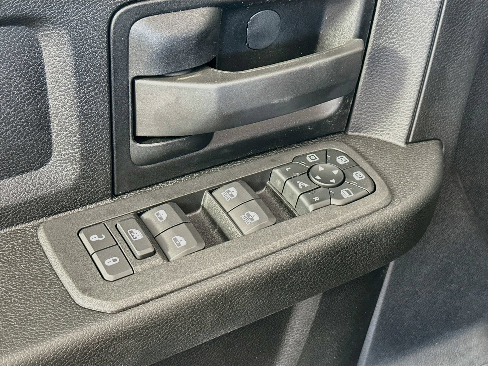 New 2027 RAM 2500 Tradesman AWD/4WD image 18