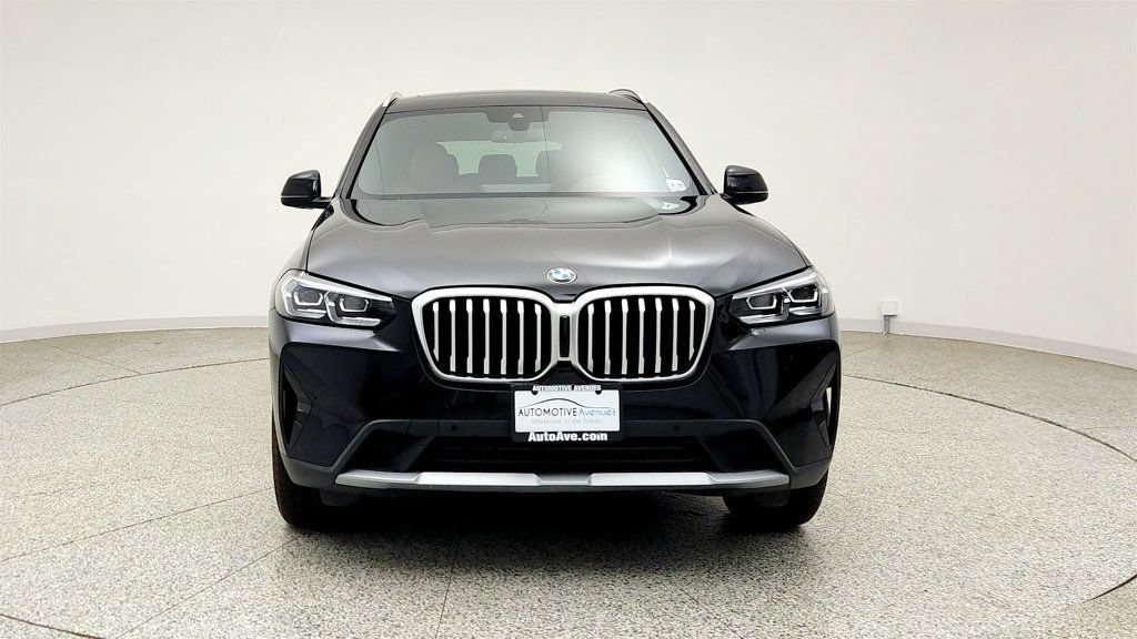 Used 2022 BMW X3 xDrive30i w/ Premium Package 2 AWD/4WD image 2