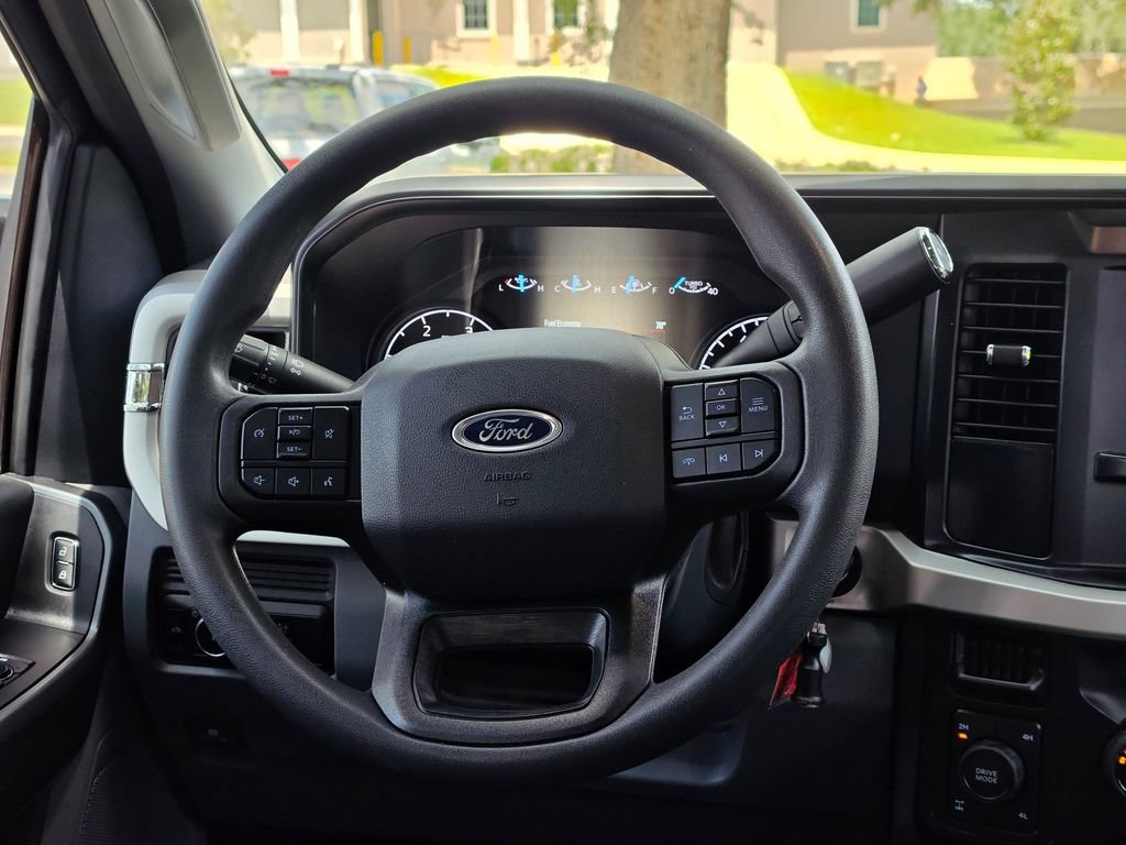Used 2026 Ford F250 XL w/ STX Appearance Package AWD/4WD image 24