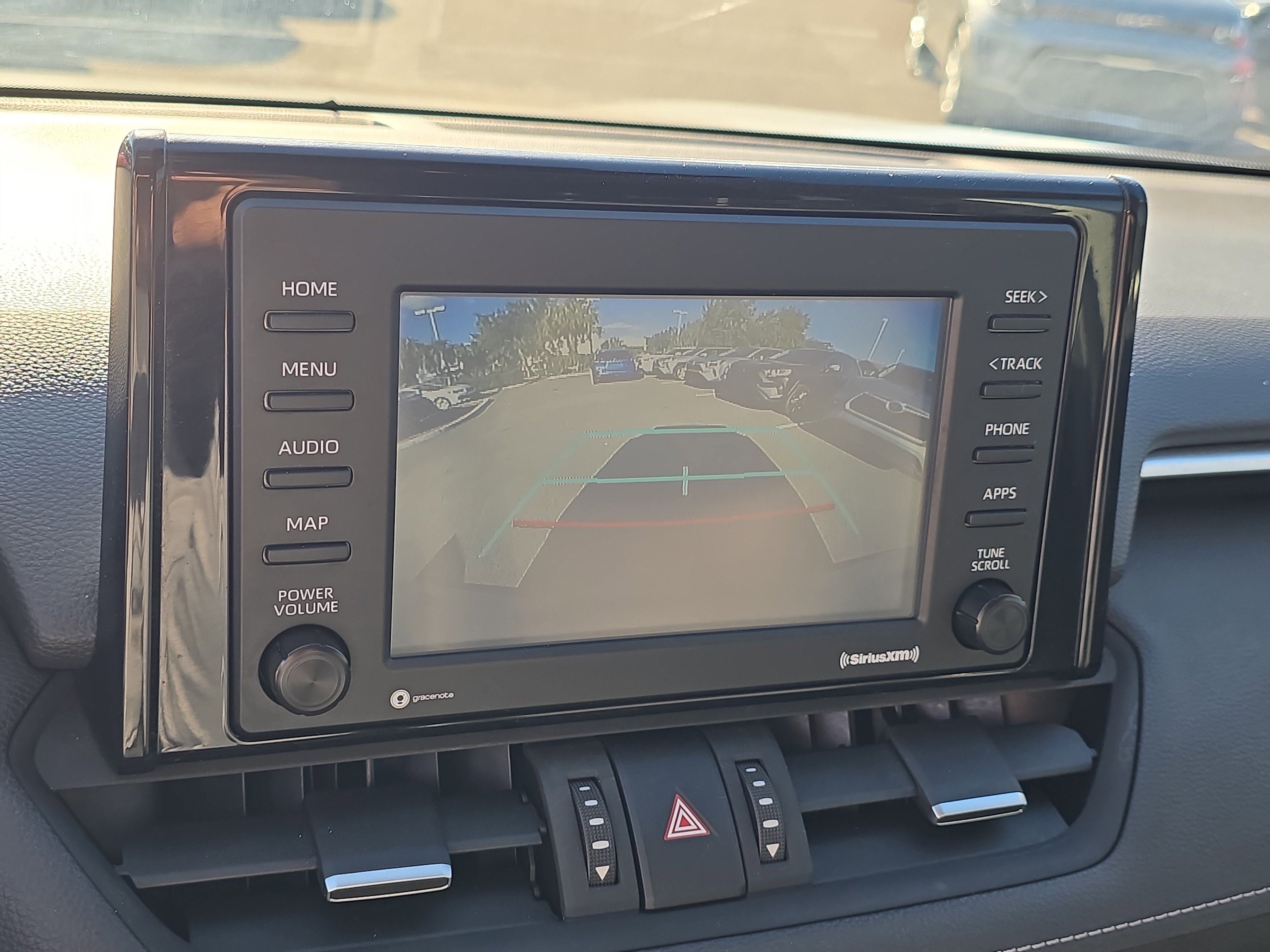 Used 2020 Toyota RAV4 XLE Premium image 27