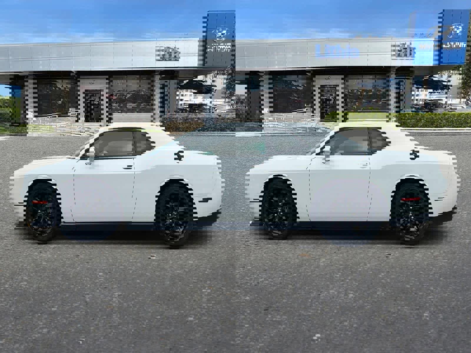 Used 2022 Dodge Challenger GT w/ Blacktop Package image 5