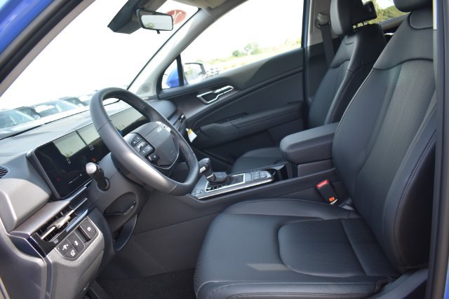 New 2026 Kia Sportage EX FWD image 22