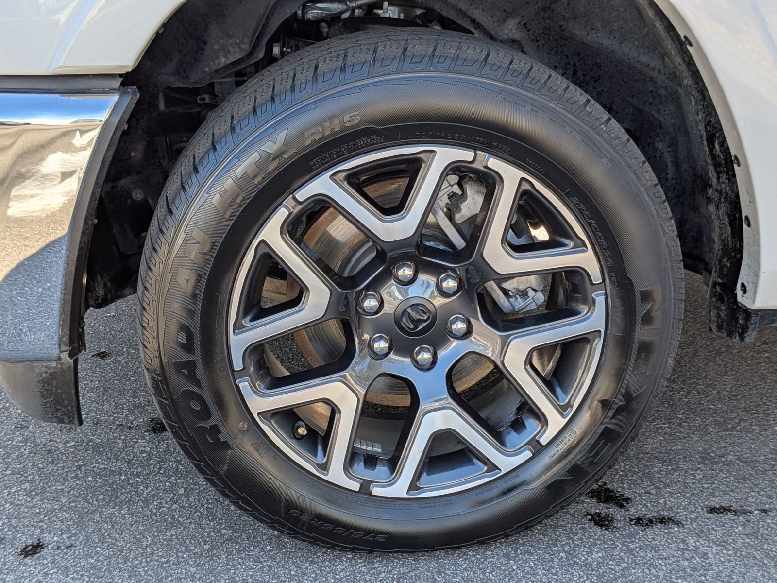 Used 2025 RAM 1500 Laramie image 10